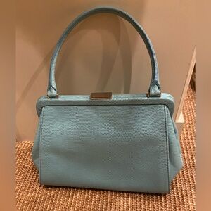 CLEARANCE SPECIAL: NWOT Adorable Embossed Structured Handbag